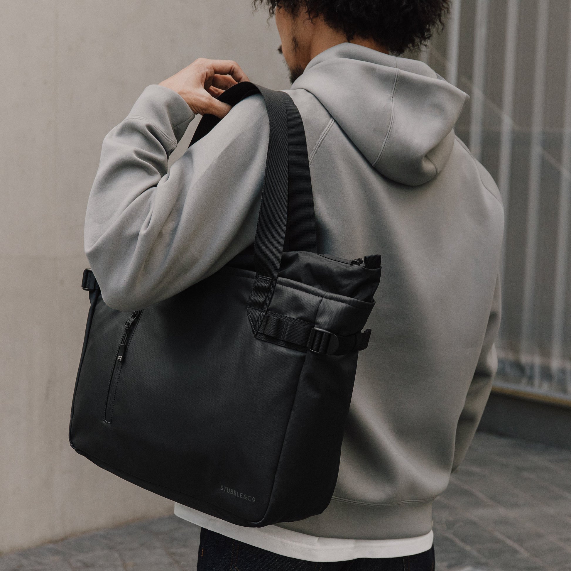 Laptop Tote 20L